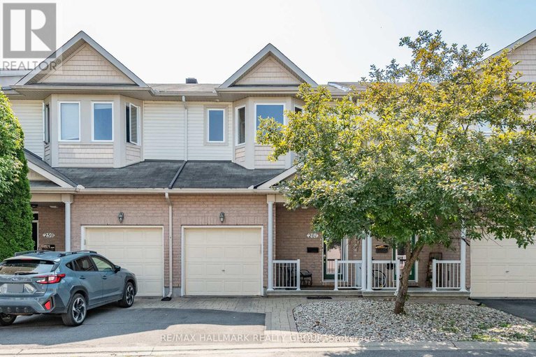 28749902/261-parkrose-private/chatelaine-village/ottawa/ontario/K4A0N8_2