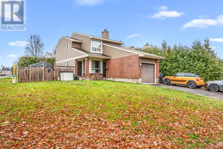 28583636/1631-saxony-crescent/pineview/ottawa/ontario/K1B5K8_1