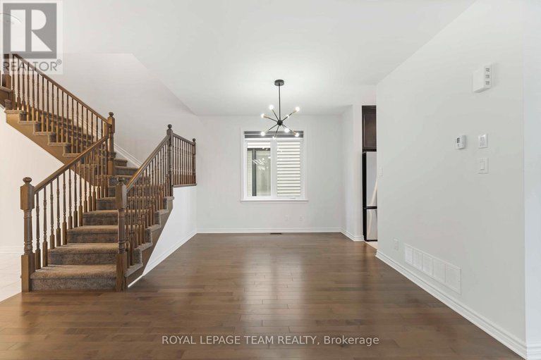 28647828/1010-brian-good-avenue/riverside-southgloucester-glen/ottawa/ontario/K4M0R3_6