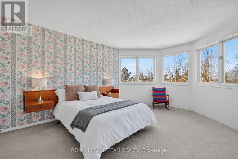 29365768/38-maple-grove-road/katimavik/ottawa/ontario/K2L3K8_29