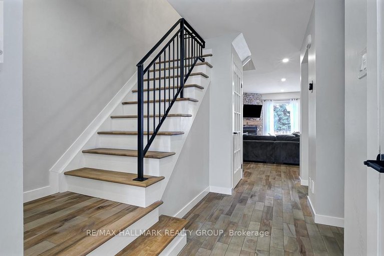 29513772/78-havenhurst-crescent/hunt-club-parkgreenboro/ottawa/ontario/K1T3G5_7