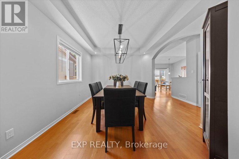 28638637/60-golders-green-lane/longfields/ottawa/ontario/K2J5G2_8