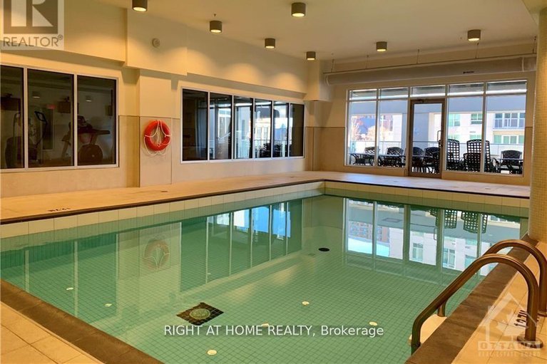 28785158/709-242-rideau-street/sandy-hill/ottawa/ontario/K1N0B7_18
