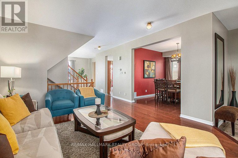 28370521/280-trail-side-circle/springridgeeast-village/ottawa/ontario/K4A5B1_7