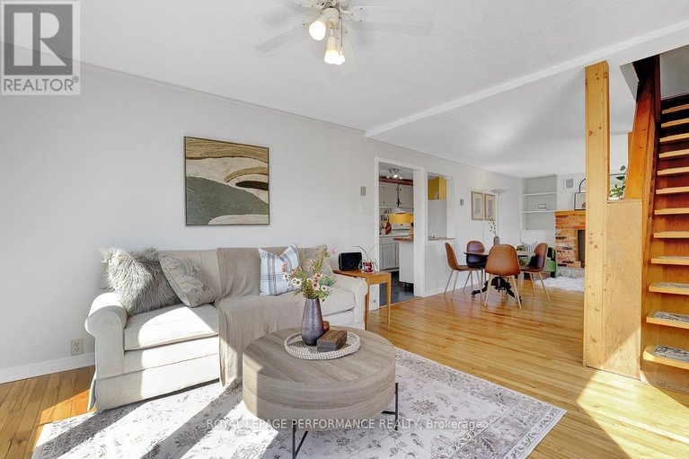 29581422/1141-north-river-road/overbrook/ottawa/ontario/K1K3W4_12