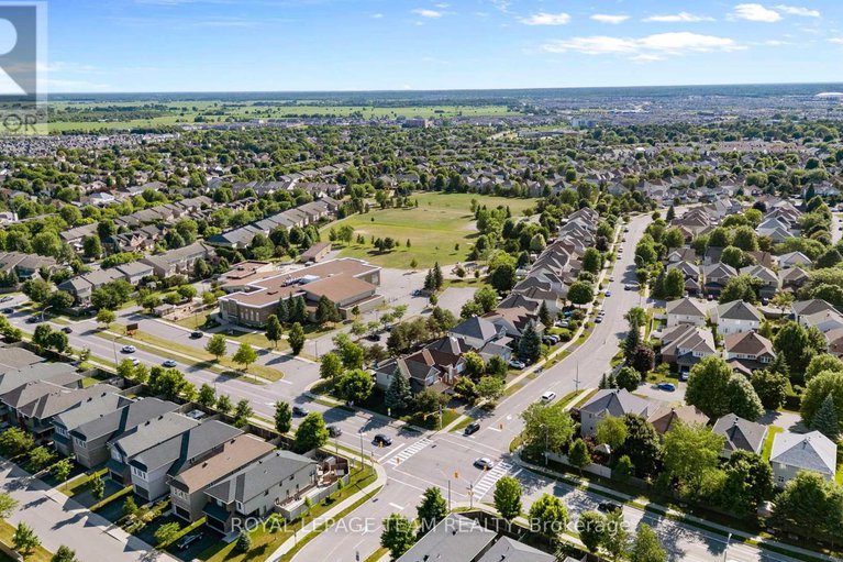 28887517/304-long-acres-street/bridlewood/ottawa/ontario/K2M0H1_49