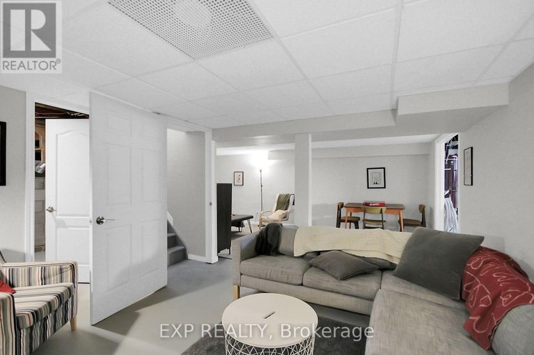 29216244/301-water-street/almonte/mississippi-mills/ontario/K0A1A0_32