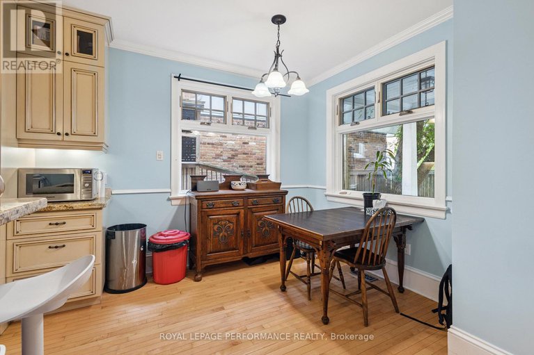 28582293/81-mackay-street/new-edinburgh/ottawa/ontario/K1M2E4_15