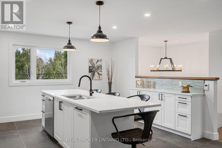 28726163/833-beavertail-road/huntley-ward-south-west/ottawa/ontario/K0A1L0_10
