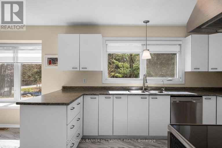 29662329/355-otty-way/drummondnorth-elmsley-north-elmsley-twp/drummondnorth-elmsley/ontario/K7H0E5_8