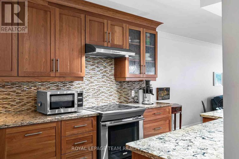 28581239/207-151-bay-street/ottawa-centre/ottawa/ontario/K1R7T2_20