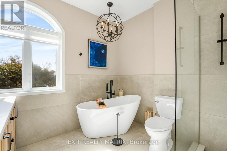 28452257/1624-bay-road/champlain-twp/champlain/ontario/K0B1K0_21