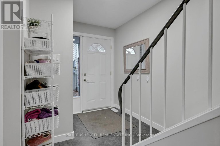 29613824/244-salter-crescent/beaverbrook/ottawa/ontario/K2K1Z2_3