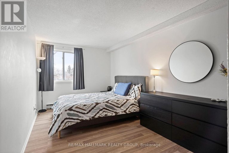 29471570/315-6532-bilberry-drive/orleans-wood/ottawa/ontario/K1C4N9_16