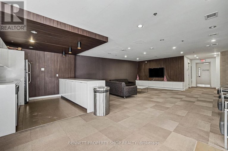 29374689/811-360-mcleod-street/ottawa-centre/ottawa/ontario/K2P1A9_11