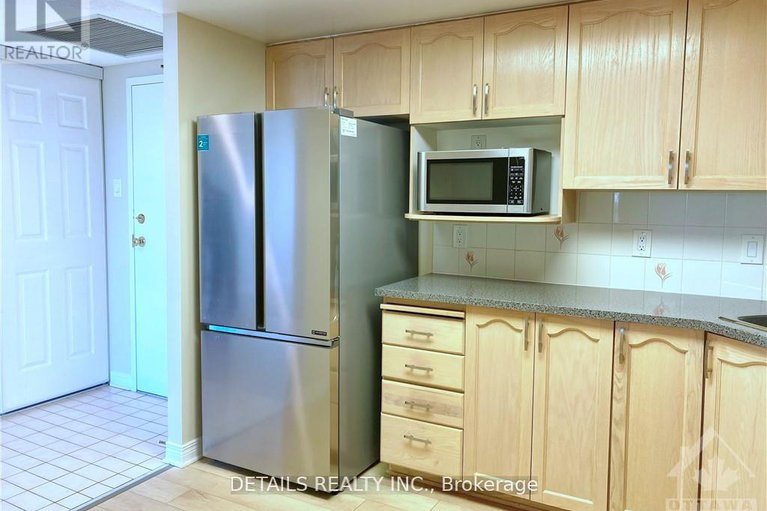 28248891/709-100-grant-carman-drive-w/borden-farmstewart-farmcarleton-heightsparkwood-hills/ottawa/ontario/K2E8B8_13