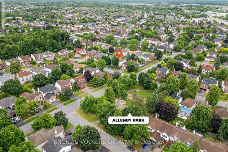 28550043/4-collingwood-crescent/morgans-grantsouth-march/ottawa/ontario/K2K2G6_47
