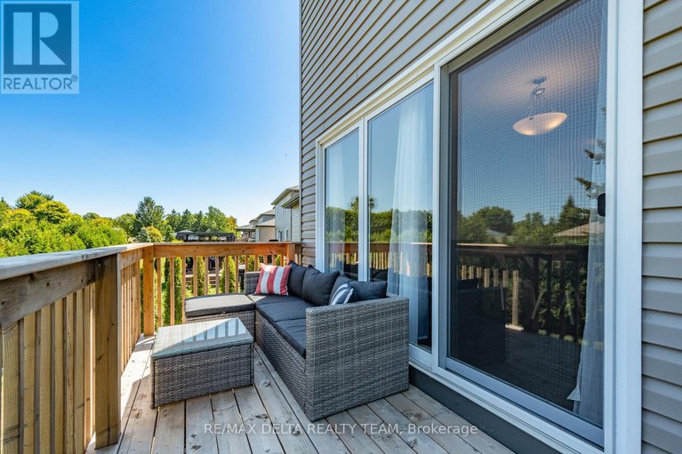 29328717/688-geneva-crescent/embrun/russell/ontario/K0A1W0_45