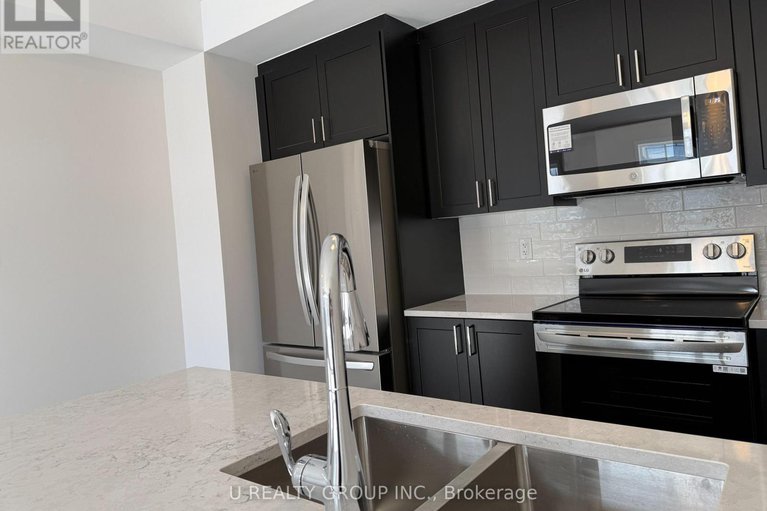 29330722/646-corporal-private/blossom-parkkemp-parkfindlay-creek/ottawa/ontario/K1X0M7_9