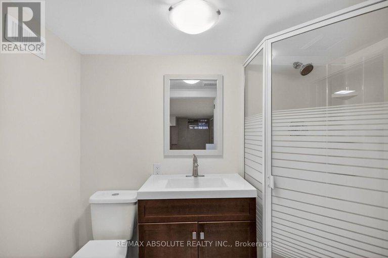 29171817/147-longpre-street/vanier/ottawa/ontario/K1L7J5_32