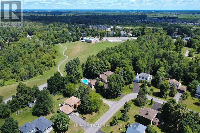 28640898/7117-quinnfield-way/greely/ottawa/ontario/K4P1B6_41