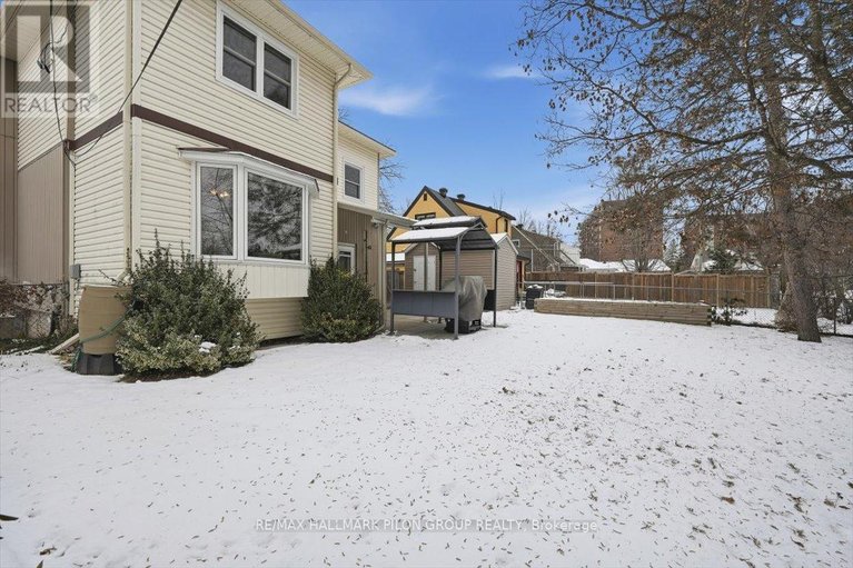 29524232/962-weston-drive/elmvale-acresurbandale/ottawa/ontario/K1G1X2_24