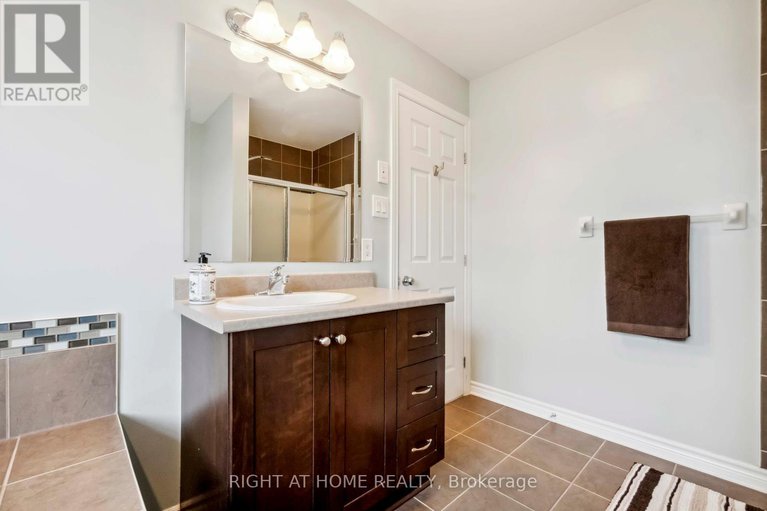 28499903/163-mojave-crescent/stittsville-north/ottawa/ontario/K2S0H3_18