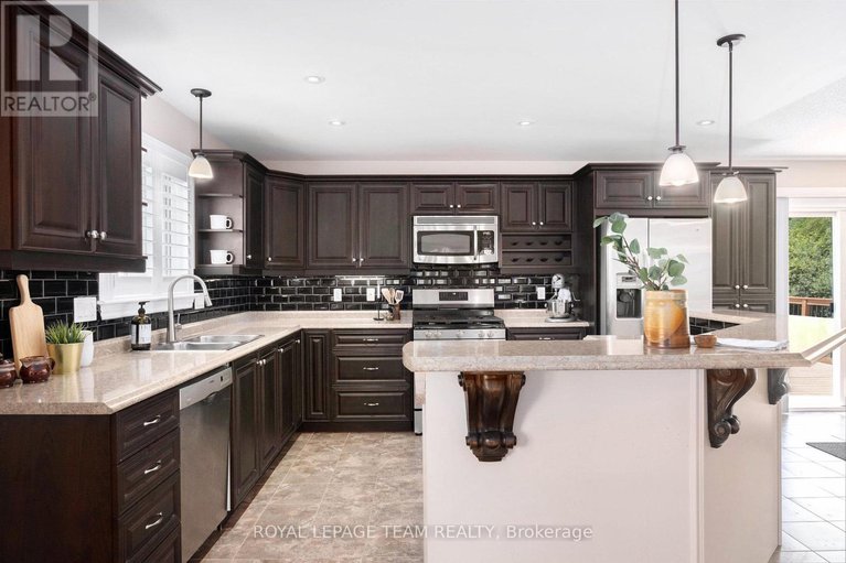 28924053/124-stonewalk-drive/north-grenville-twp-kemptville-south/north-grenville/ontario/K0G1J0_14