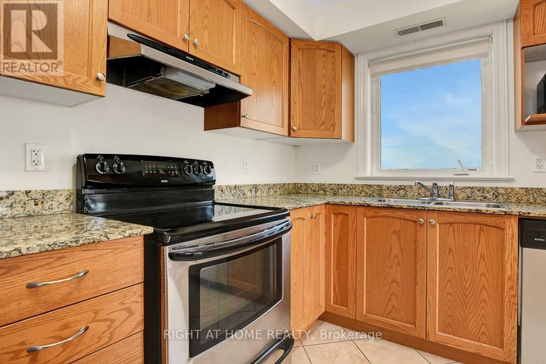 28433463/301-14-norice-street/meadowlandscrestview/ottawa/ontario/K2G2X4_18