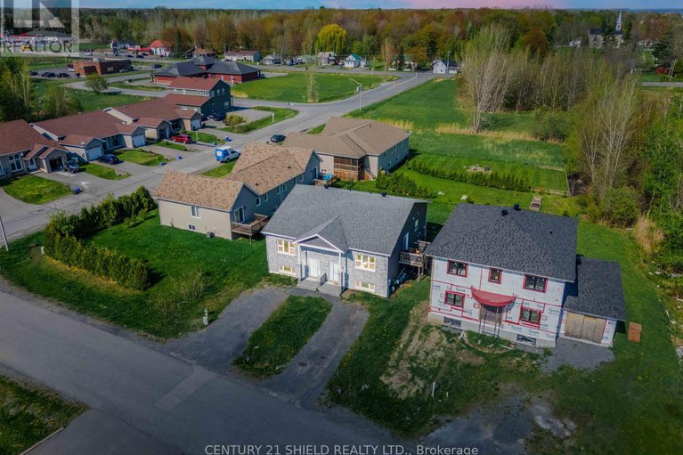 28752287/6371-monument-way/lancaster/south-glengarry/ontario/K0C2C0_2