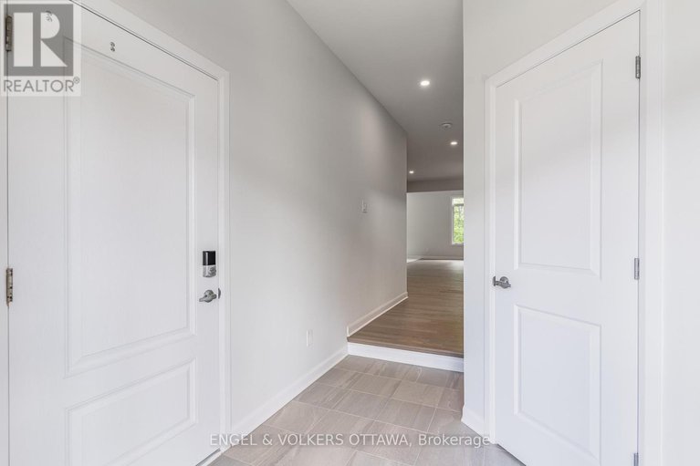 28410364/333-elsie-macgill-walk/morgans-grantsouth-march/ottawa/ontario/K2W0K7_7