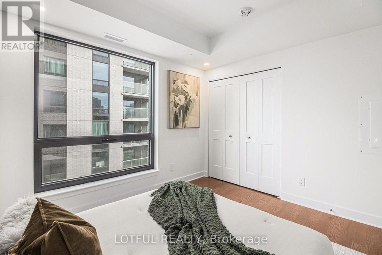 29442241/2007-180-george-street/lower-townbyward-market/ottawa/ontario/K1N0G8_32