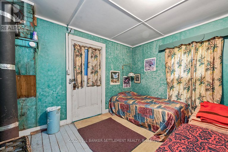 28398318/1672-dalhousie-conc-8-concession/lanark-highlands-dalhousie-twp/lanark-highlands/ontario/K0G1M0_12