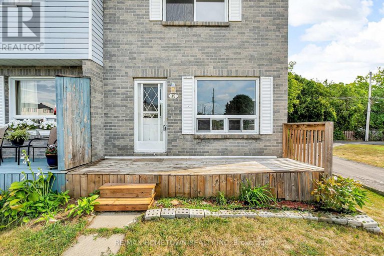 28791657/35-hustler-crescent/iroquois/south-dundas/ontario/K0E1K0_2