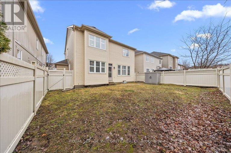 29609929/638-rosehill-avenue/stittsville-north/ottawa/ontario/K2S0K2_37