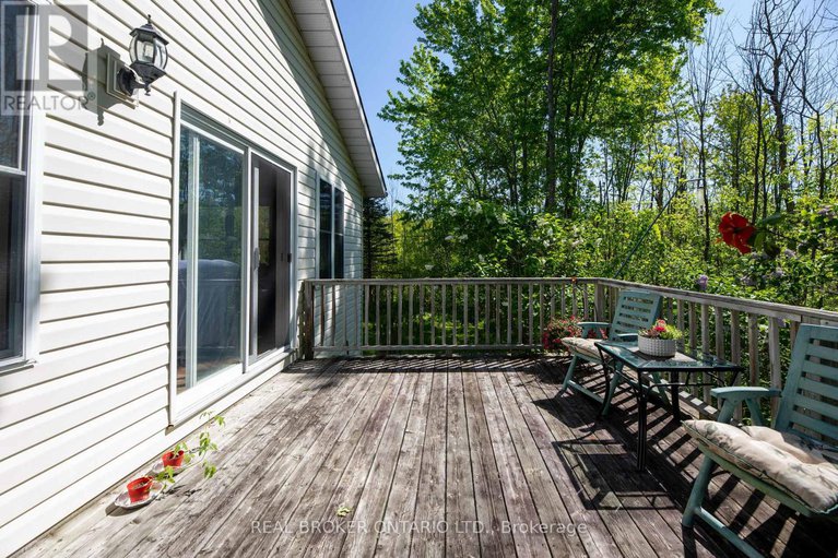 28732192/988-county-44-road/north-grenville-twp-kemptville-south/north-grenville/ontario/K0G1T0_40