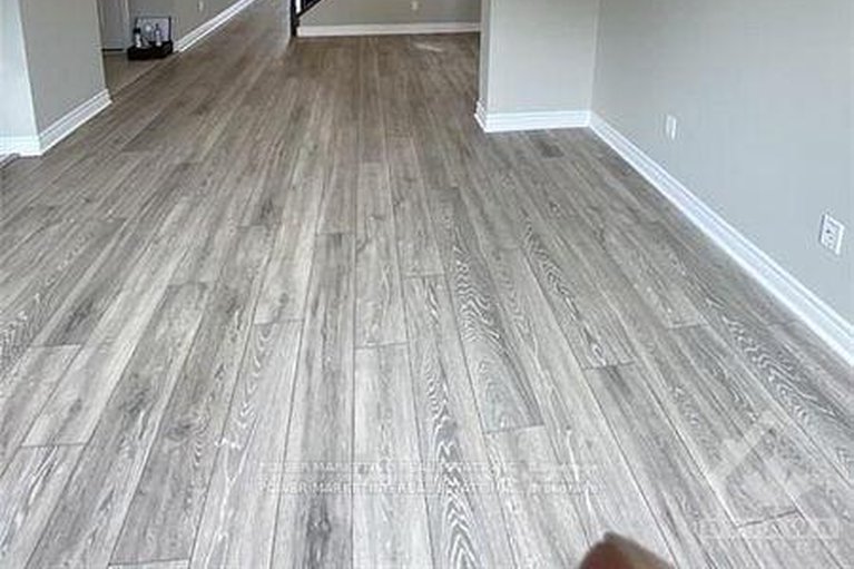 29140981/618-decoeur-drive/avalon-west/ottawa/ontario/K4A1G9_4