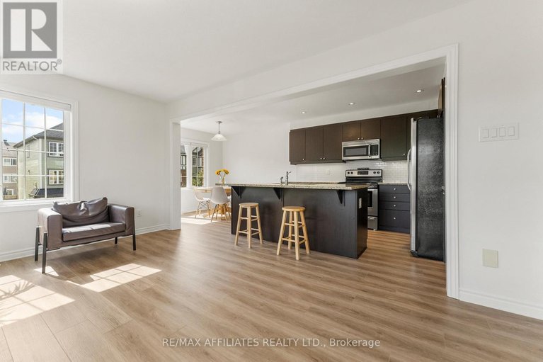28808189/407-coldwater-crescent/emerald-meadowstrailwest/ottawa/ontario/K2M0J3_16