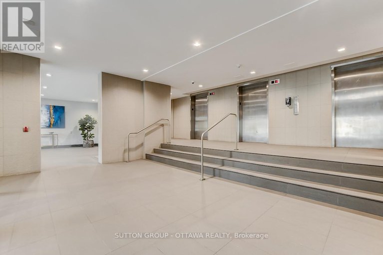 28742100/405-665-bathgate-drive/carson-meadows/ottawa/ontario/K1K3Y4_9