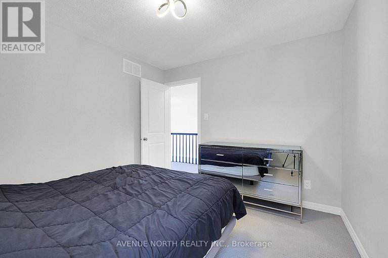 29402755/429-dovehaven-street/mer-bleuebradley-estatesanderson-park/ottawa/ontario/K1W0H2_31