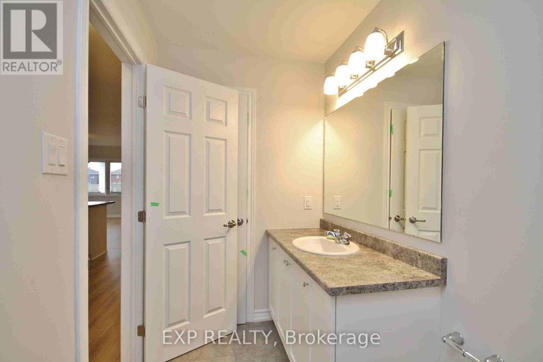 29436230/294-zenith-private/half-moon-bay/ottawa/ontario/K2J6N2_16