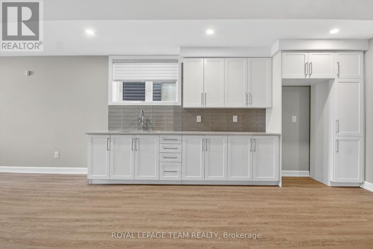 29384094/727-coast-circle/mahogany-community/ottawa/ontario/K4M0N2_24