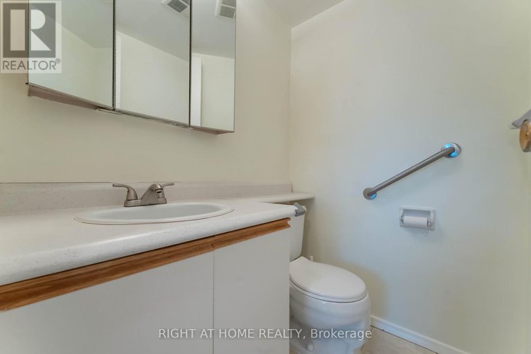 29240372/903-555-brittany-drive/viscount-alexander-park/ottawa/ontario/K1K4C5_20