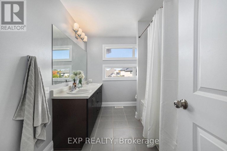 28984047/125-stonemeadow-drive/bridlewood/ottawa/ontario/K2M0H5_27