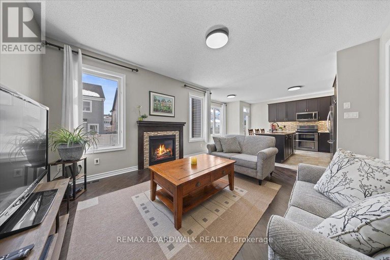 29434197/130-pinelock-street/emerald-meadowstrailwest/ottawa/ontario/K2M0L5_13