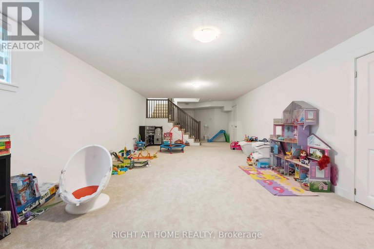 28898810/848-beckton-heights-s/stittsville-south/ottawa/ontario/K2S2X9_23