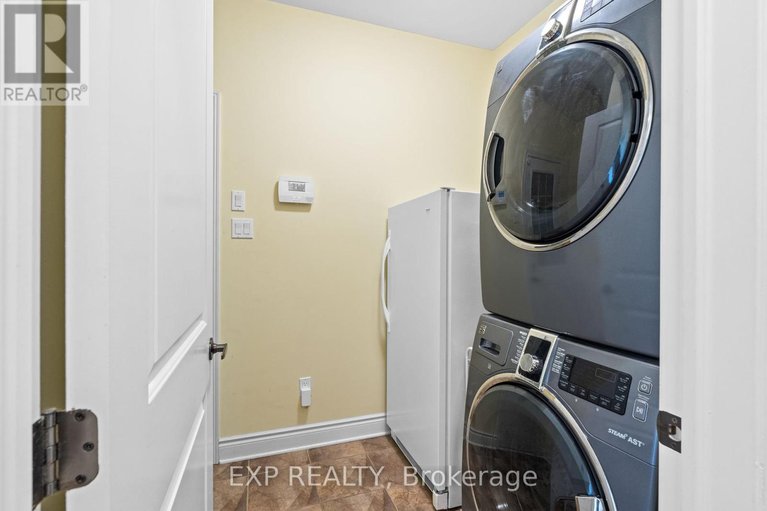 28406090/213-justin-drive/beckwith-twp/beckwith/ontario/K7C0C4_37