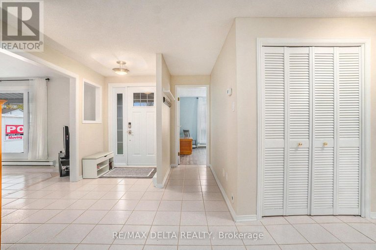 29018598/1060-st-jacques-street/town-of-rockland/clarence-rockland/ontario/K4K1B8_4