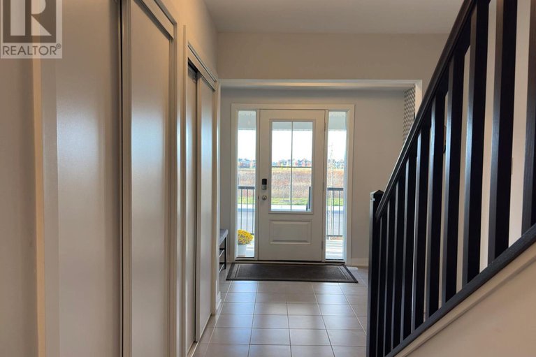 29263044/617-quilter-row/goulbourn-twp-from-franktown-rdsouth-to-rideau/ottawa/ontario/K0A2Z0_23