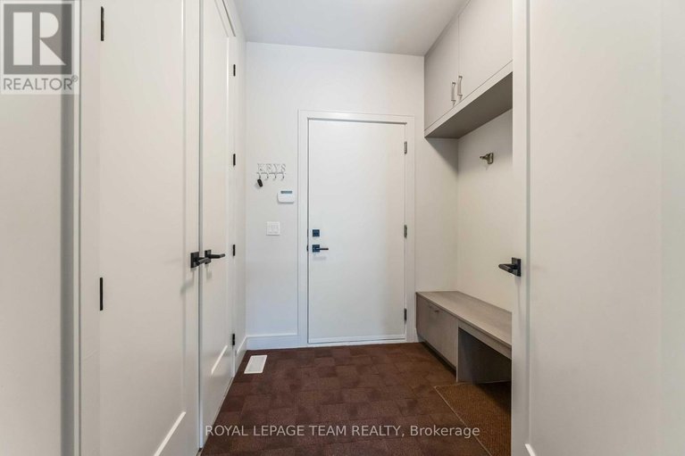 28939838/1546-claymor-avenue/carleton-heights/ottawa/ontario/K2C1T1_16
